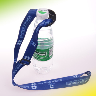 廠家專業(yè)定制水壺掛繩、飲料瓶掛帶與手機(jī)飾品——纖芊織帶工藝廠