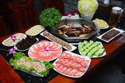 渝香居零加盟秘訣 以燜鍋為特色，打造差異化的重慶火鍋成功模式