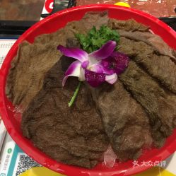第9廠串串香火鍋觀音橋總店 精品水牛毛肚口感與用戶評(píng)價(jià)全解析